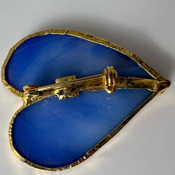Gold Tone Blue AB Color Heart Brooch/Pin - Picture 10 of 13